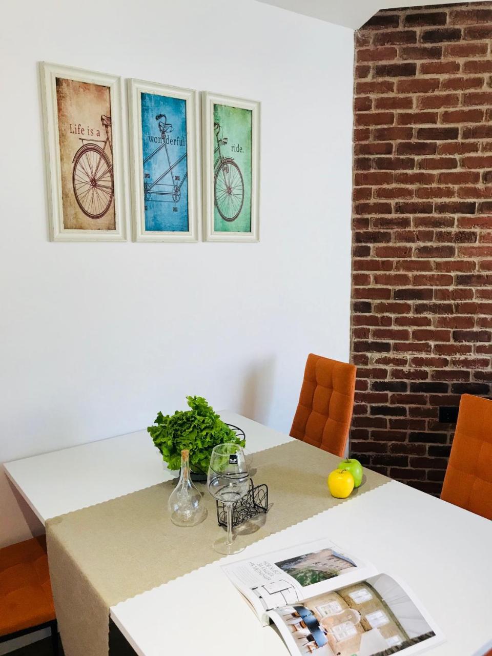 Bright, Comfortable And Cozy Apartment Burgas Екстер'єр фото